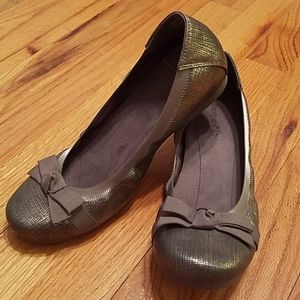 Baretraps Maiya slip-on ballet flats